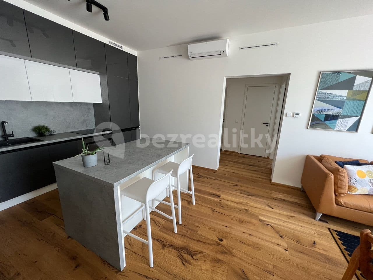 Pronájem bytu 2+kk 61 m², Křižíkova, Praha, Praha Pronájem bytu 2+kk 61 m², Křižíkova, Praha, Praha