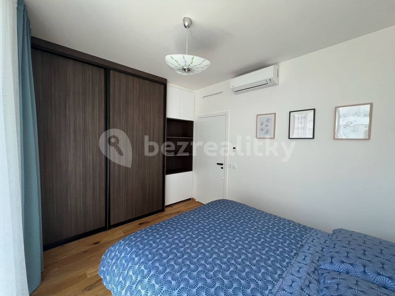 Pronájem bytu 2+kk 61 m², Křižíkova, Praha, Praha Pronájem bytu 2+kk 61 m², Křižíkova, Praha, Praha