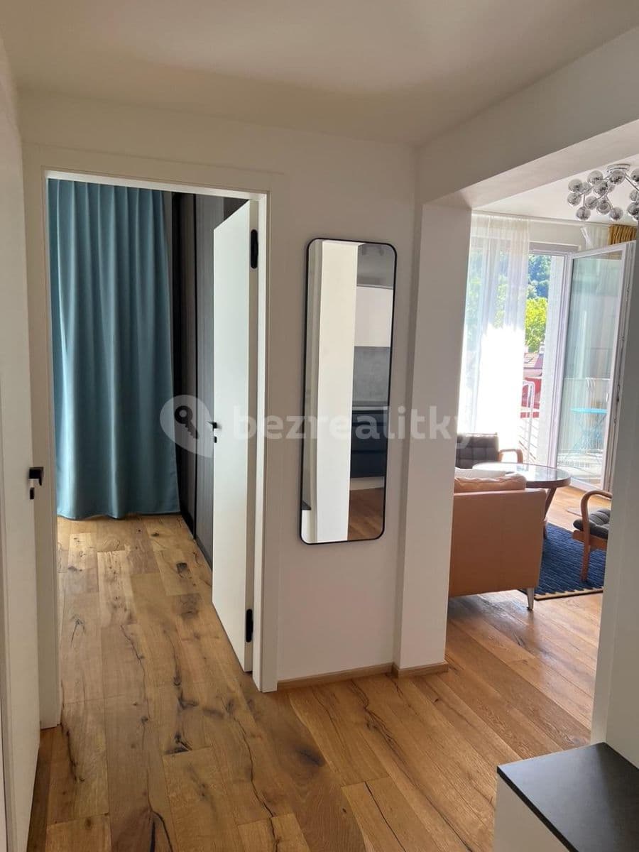 Pronájem bytu 2+kk 61 m², Křižíkova, Praha, Praha Pronájem bytu 2+kk 61 m², Křižíkova, Praha, Praha