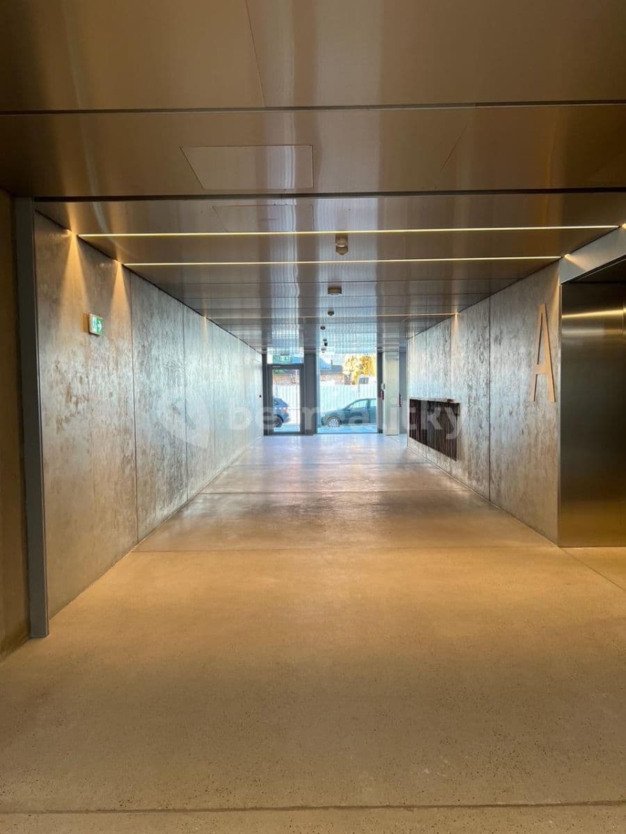 Pronájem bytu 2+kk 61 m², Křižíkova, Praha, Praha Pronájem bytu 2+kk 61 m², Křižíkova, Praha, Praha