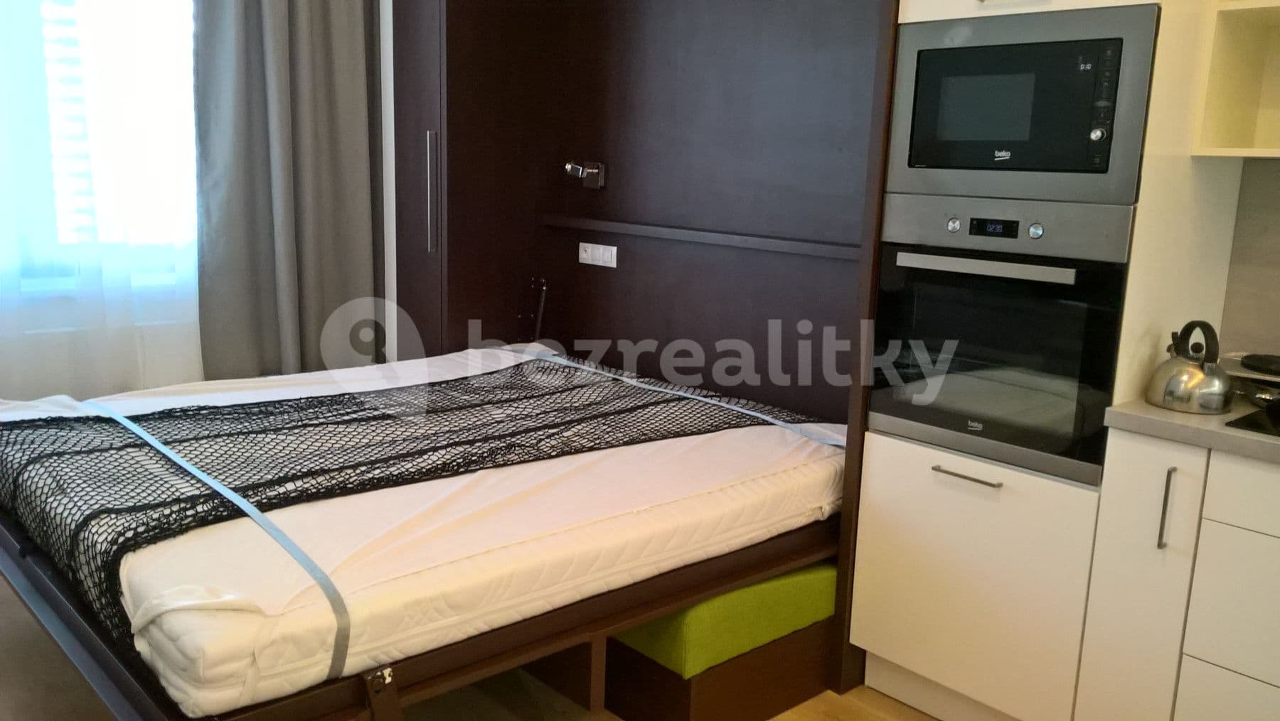 Pronájem bytu 1+kk 27 m², Mukařovského, Praha, Praha Pronájem bytu 1+kk 27 m², Mukařovského, Praha, Praha