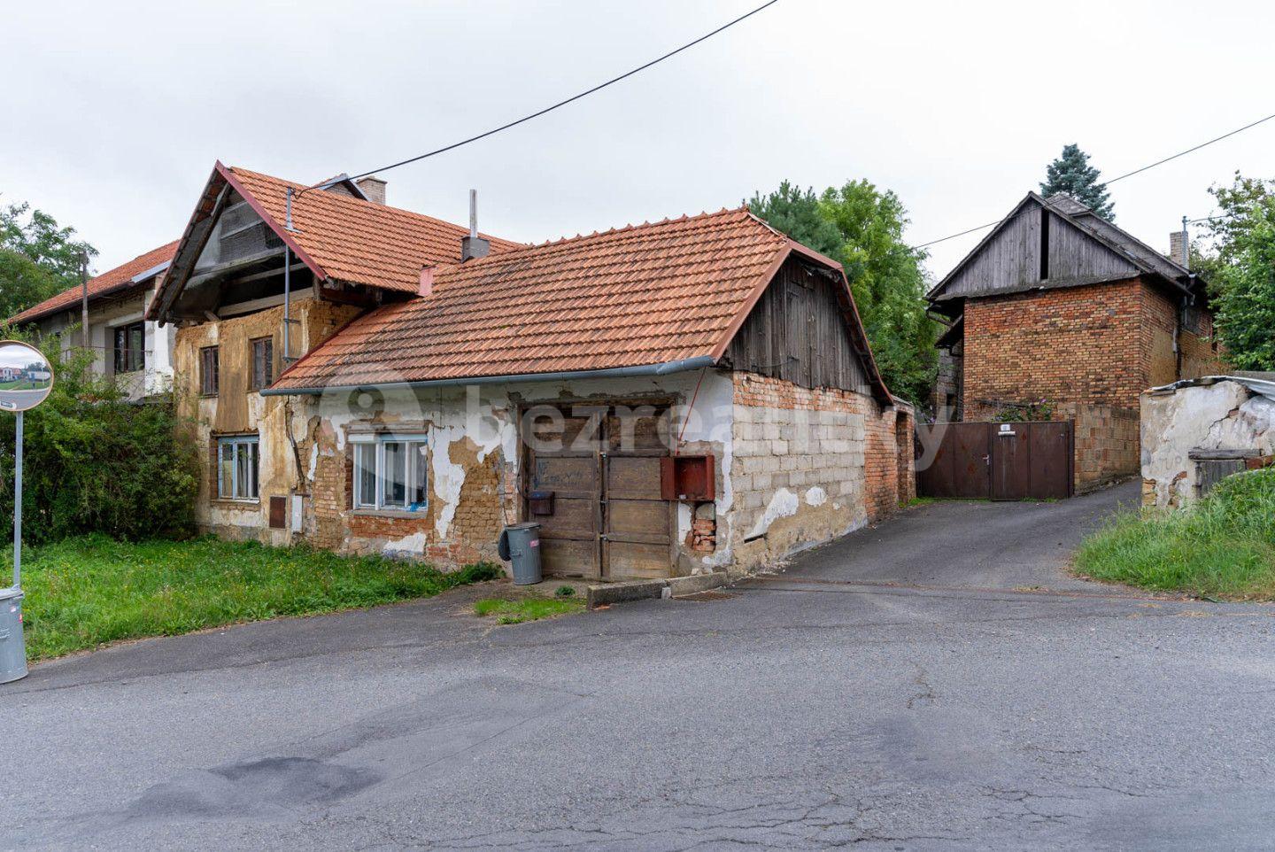 Prodej domu 155 m², pozemek 3.796 m², Troubky-Zdislavice, Zlínský kraj