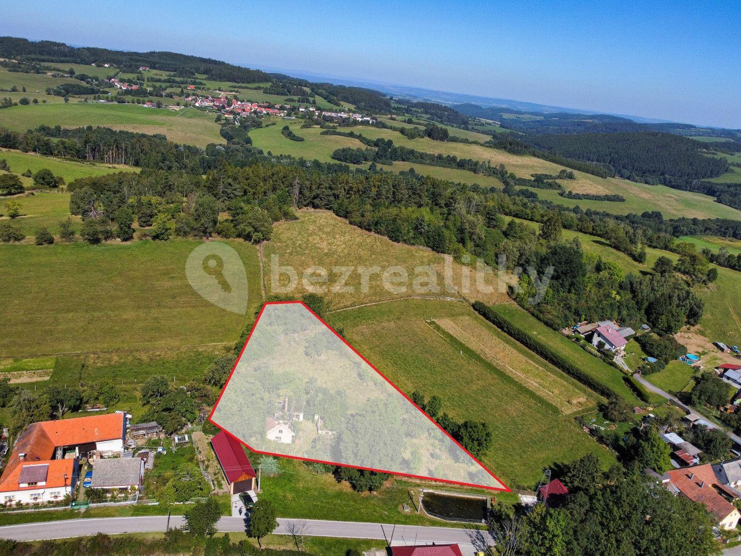 Prodej pozemku • 3011 m²
