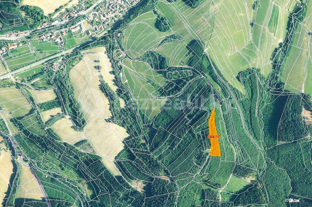 Prodej pozemku 5.445 m², Lhota u Vsetína, Zlínský kraj