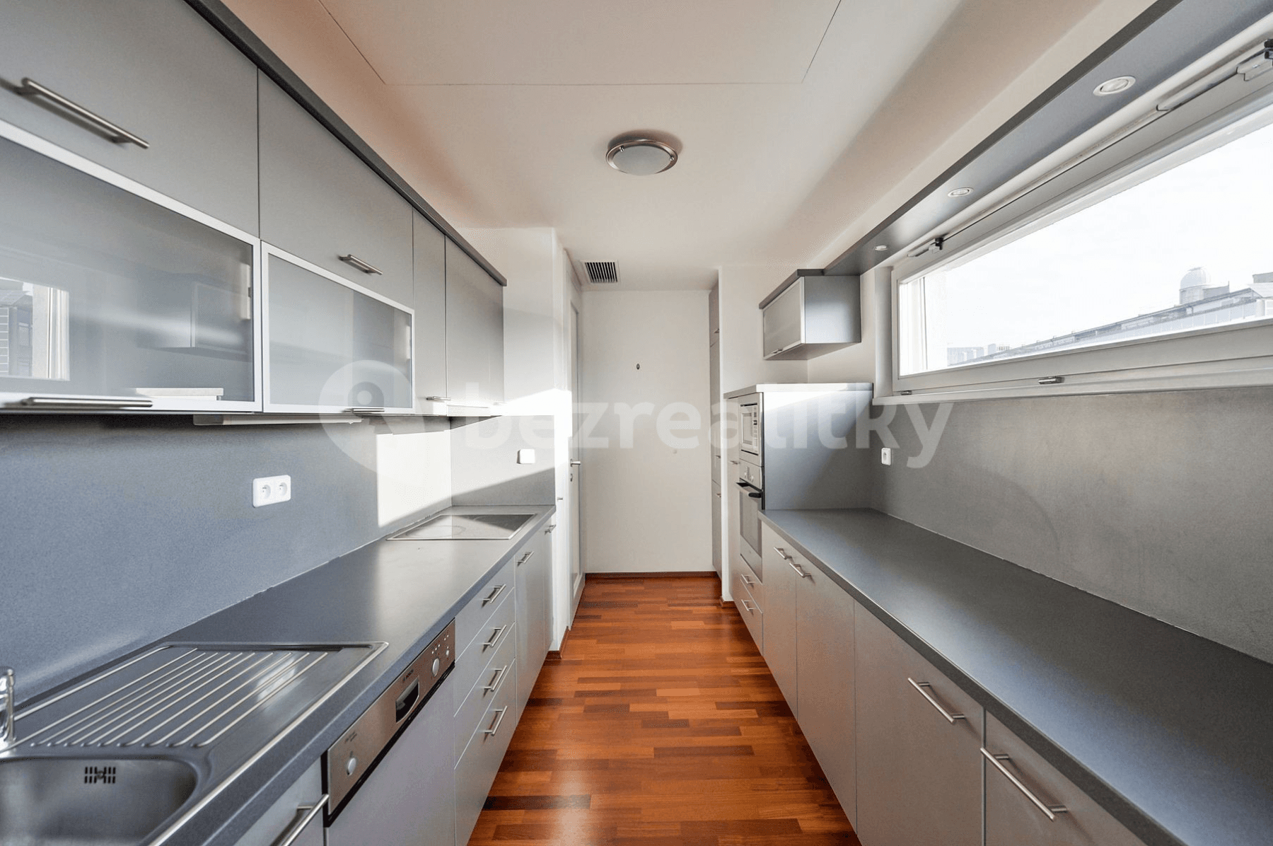 Pronájem bytu 4+kk 115 m², Kolejní, Praha, Praha Pronájem bytu 4+kk 115 m², Kolejní, Praha, Praha