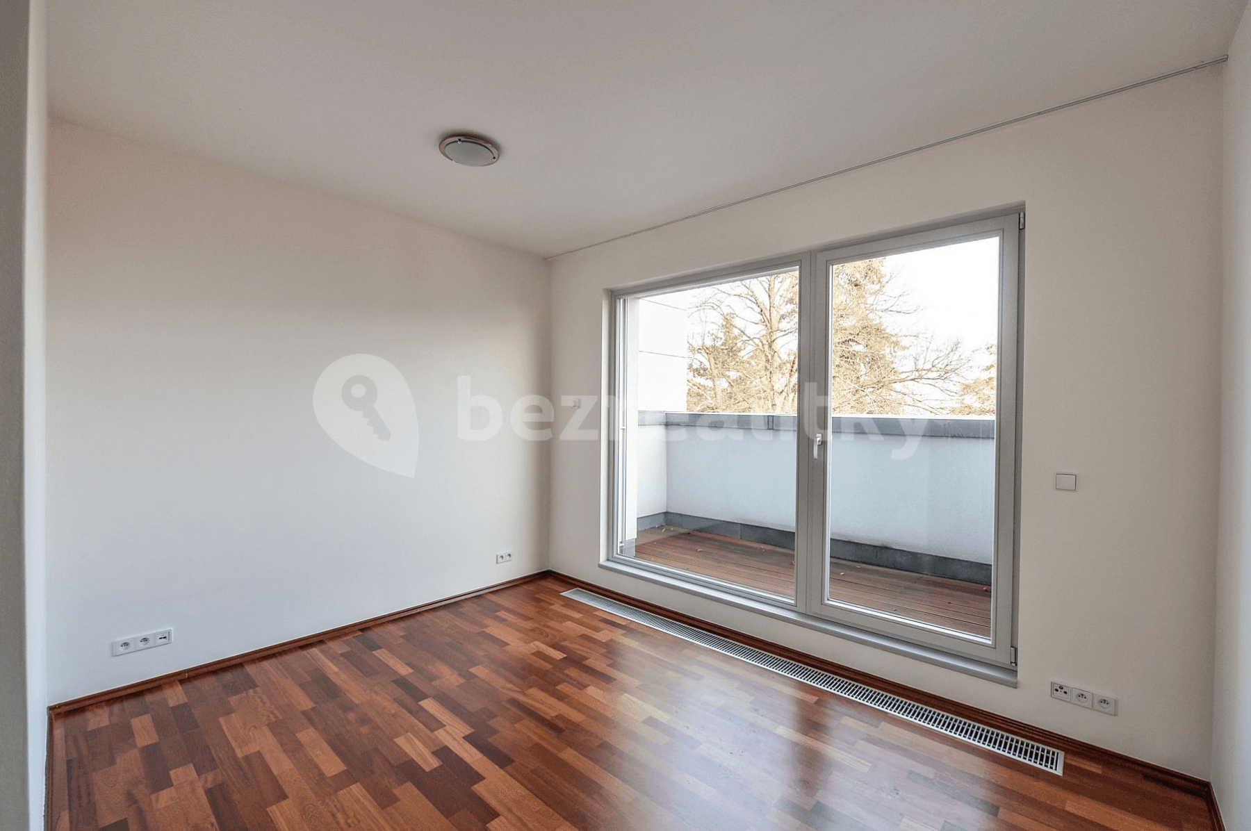 Pronájem bytu 4+kk 115 m², Kolejní, Praha, Praha Pronájem bytu 4+kk 115 m², Kolejní, Praha, Praha