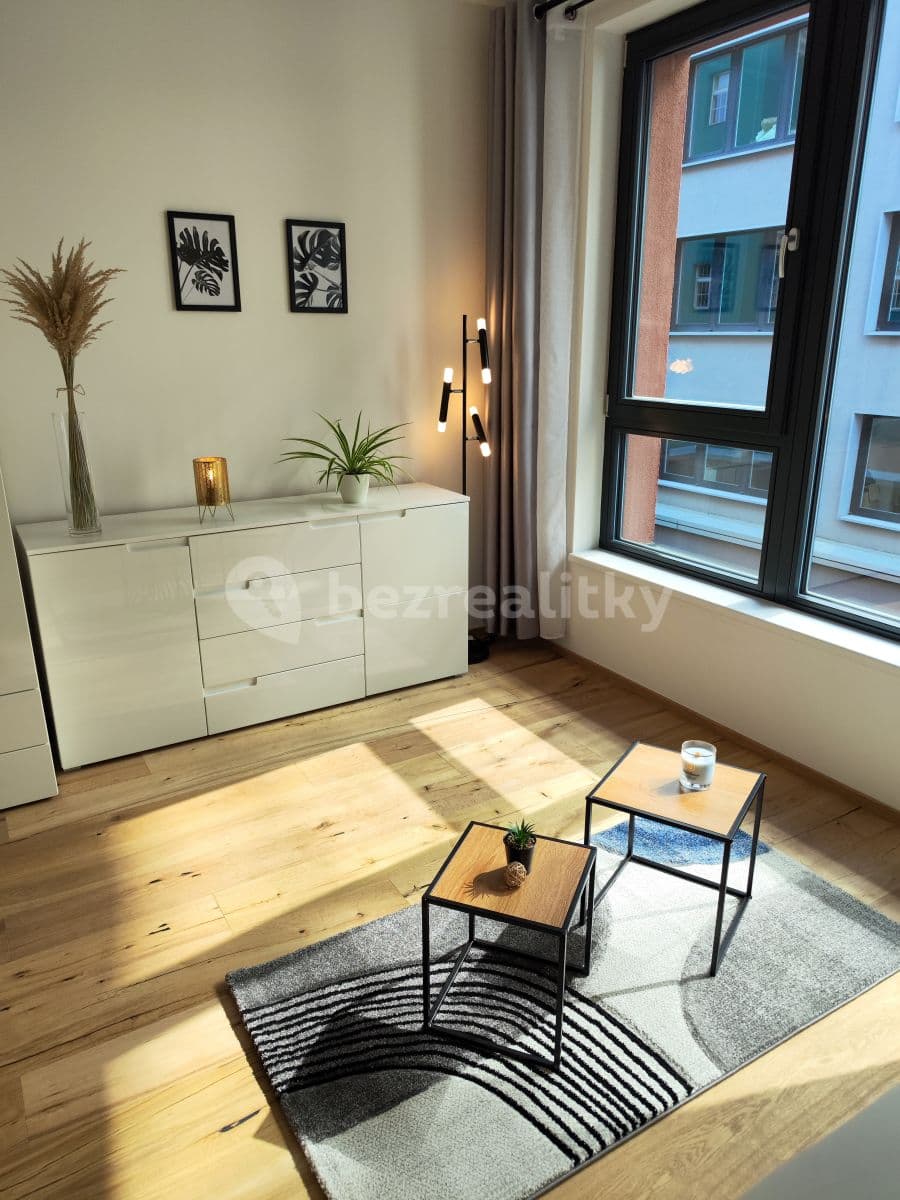 Pronájem bytu 1+kk 28 m², Sokolovská, Praha, Praha Pronájem bytu 1+kk 28 m², Sokolovská, Praha, Praha