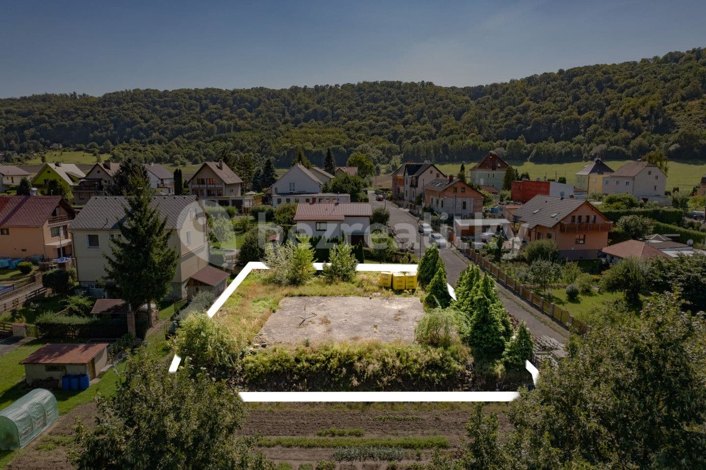 Prodej pozemku 710 m², Ústí nad Labem, Ústecký kraj