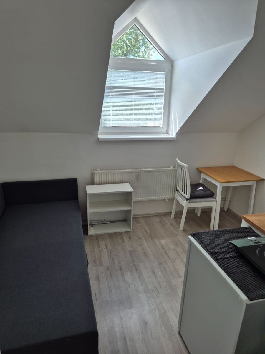 Pronájem bytu Garsoniéra 14 m², Prosecká, Praha, Praha Pronájem bytu Garsoniéra 14 m², Prosecká, Praha, Praha