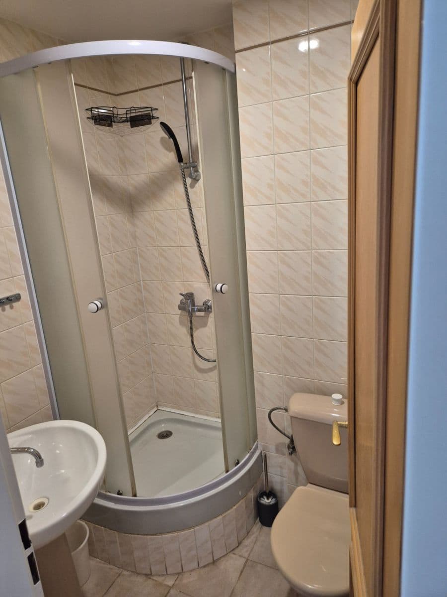 Pronájem bytu Garsoniéra 14 m², Prosecká, Praha, Praha Pronájem bytu Garsoniéra 14 m², Prosecká, Praha, Praha