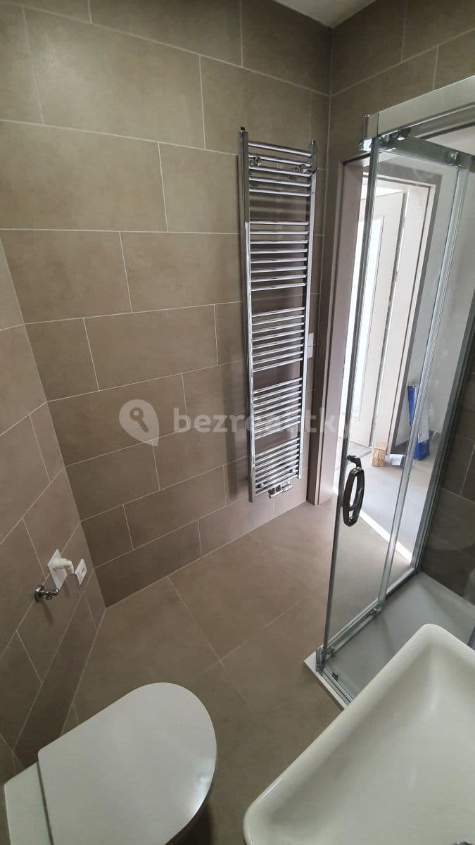 Pronájem bytu 1+kk 27 m², 5. května, Kolín, Středočeský kraj Pronájem bytu 1+kk 27 m², 5. května, Kolín, Středočeský kraj