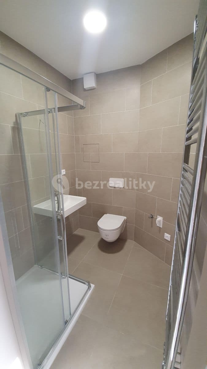 Pronájem bytu 1+kk 27 m², 5. května, Kolín, Středočeský kraj Pronájem bytu 1+kk 27 m², 5. května, Kolín, Středočeský kraj