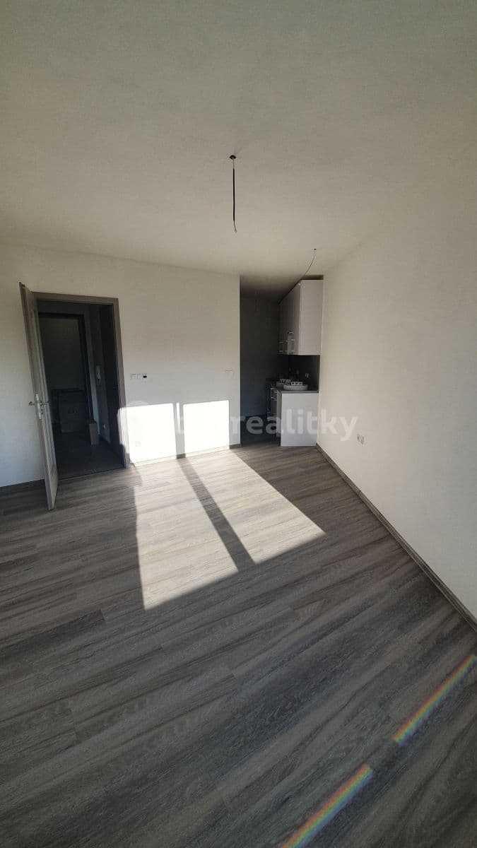 Pronájem bytu 1+kk 27 m², 5. května, Kolín, Středočeský kraj Pronájem bytu 1+kk 27 m², 5. května, Kolín, Středočeský kraj