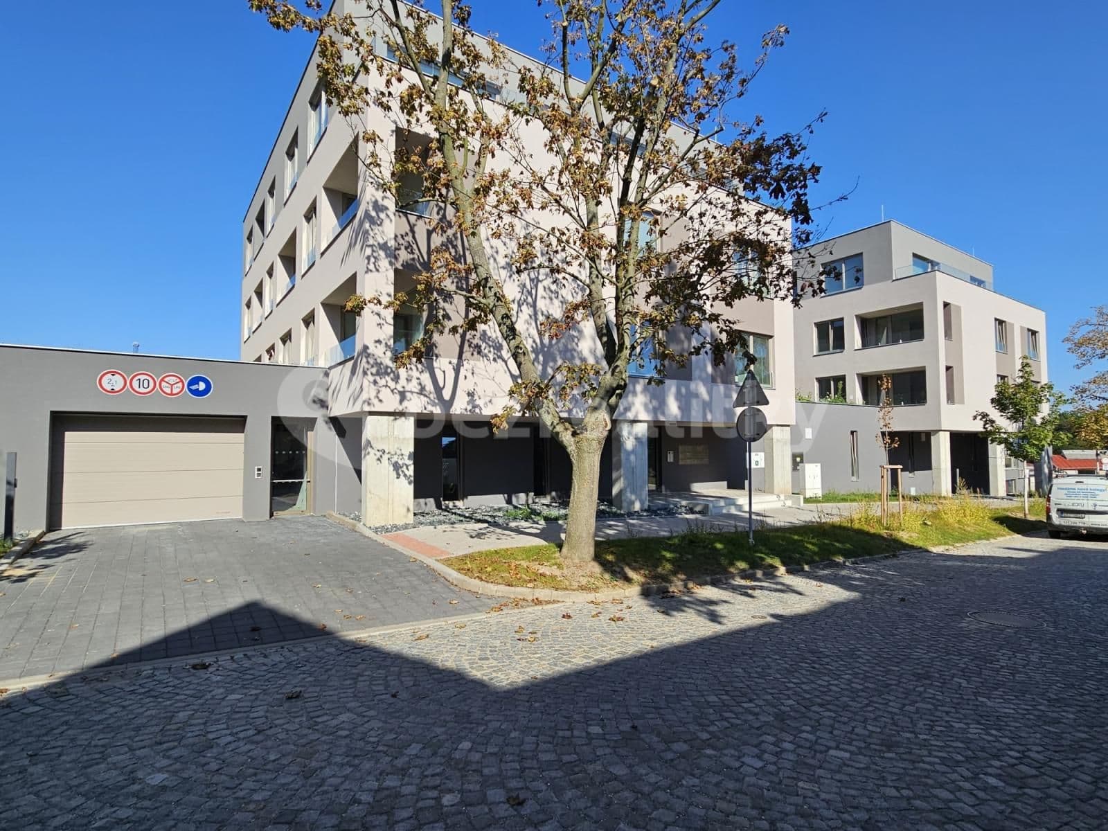 Pronájem bytu 1+kk 27 m², 5. května, Kolín, Středočeský kraj Pronájem bytu 1+kk 27 m², 5. května, Kolín, Středočeský kraj
