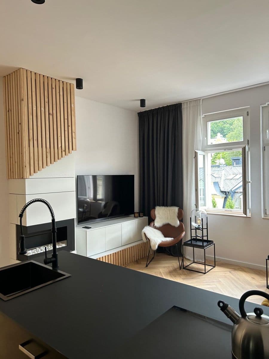 Pronájem bytu 2+kk 50 m², Sadová, Karlovy Vary, Karlovarský kraj Pronájem bytu 2+kk 50 m², Sadová, Karlovy Vary, Karlovarský kraj