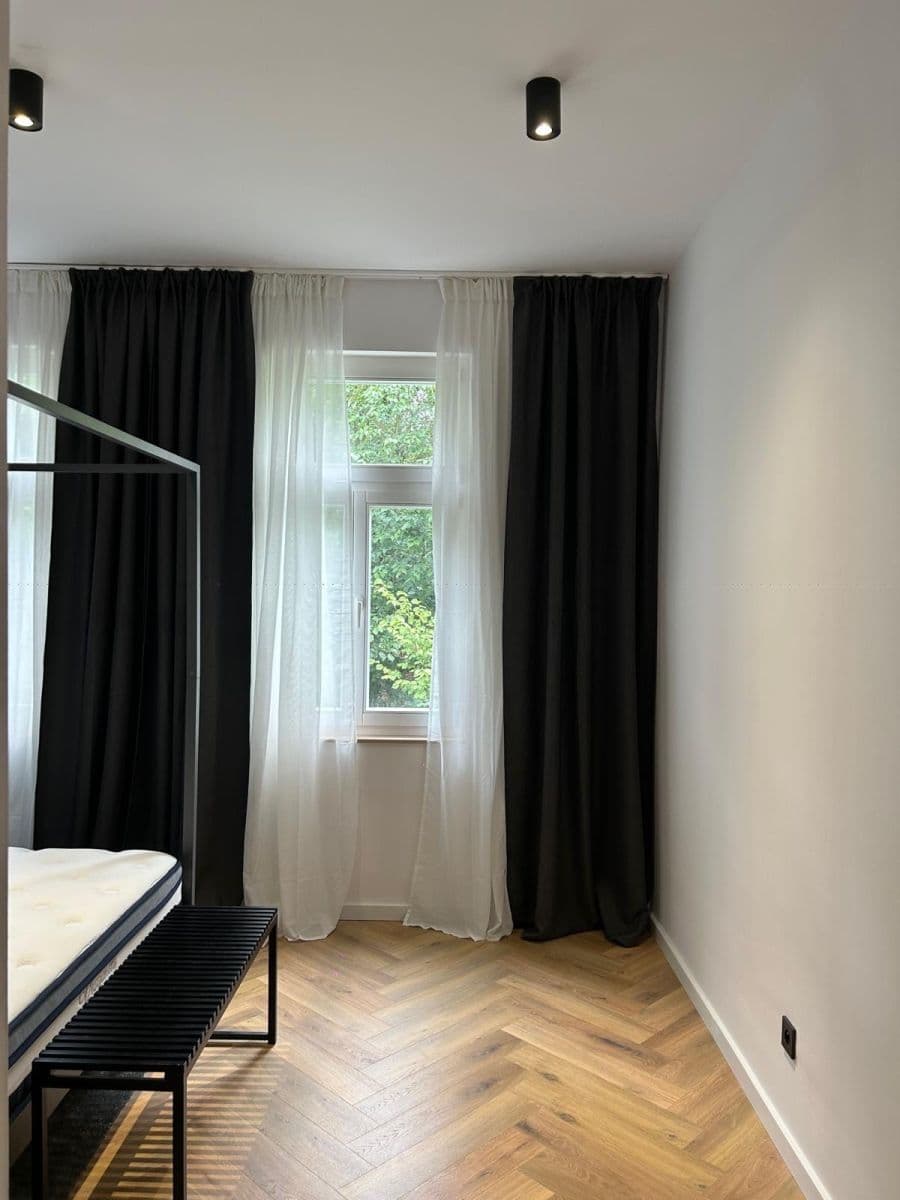 Pronájem bytu 2+kk 50 m², Sadová, Karlovy Vary, Karlovarský kraj Pronájem bytu 2+kk 50 m², Sadová, Karlovy Vary, Karlovarský kraj
