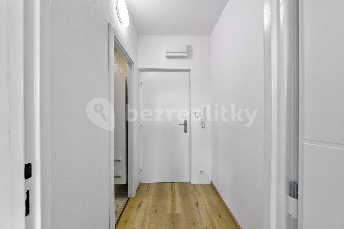 Prodej bytu 1+kk 22 m², Bratislavská, Teplice, Ústecký kraj