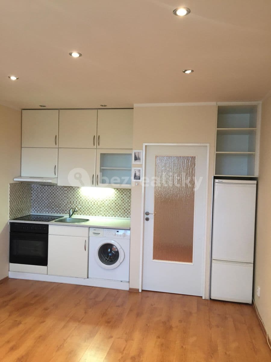 Pronájem bytu Garsoniéra 25 m², Hvozdíková, Praha, Praha Pronájem bytu Garsoniéra 25 m², Hvozdíková, Praha, Praha