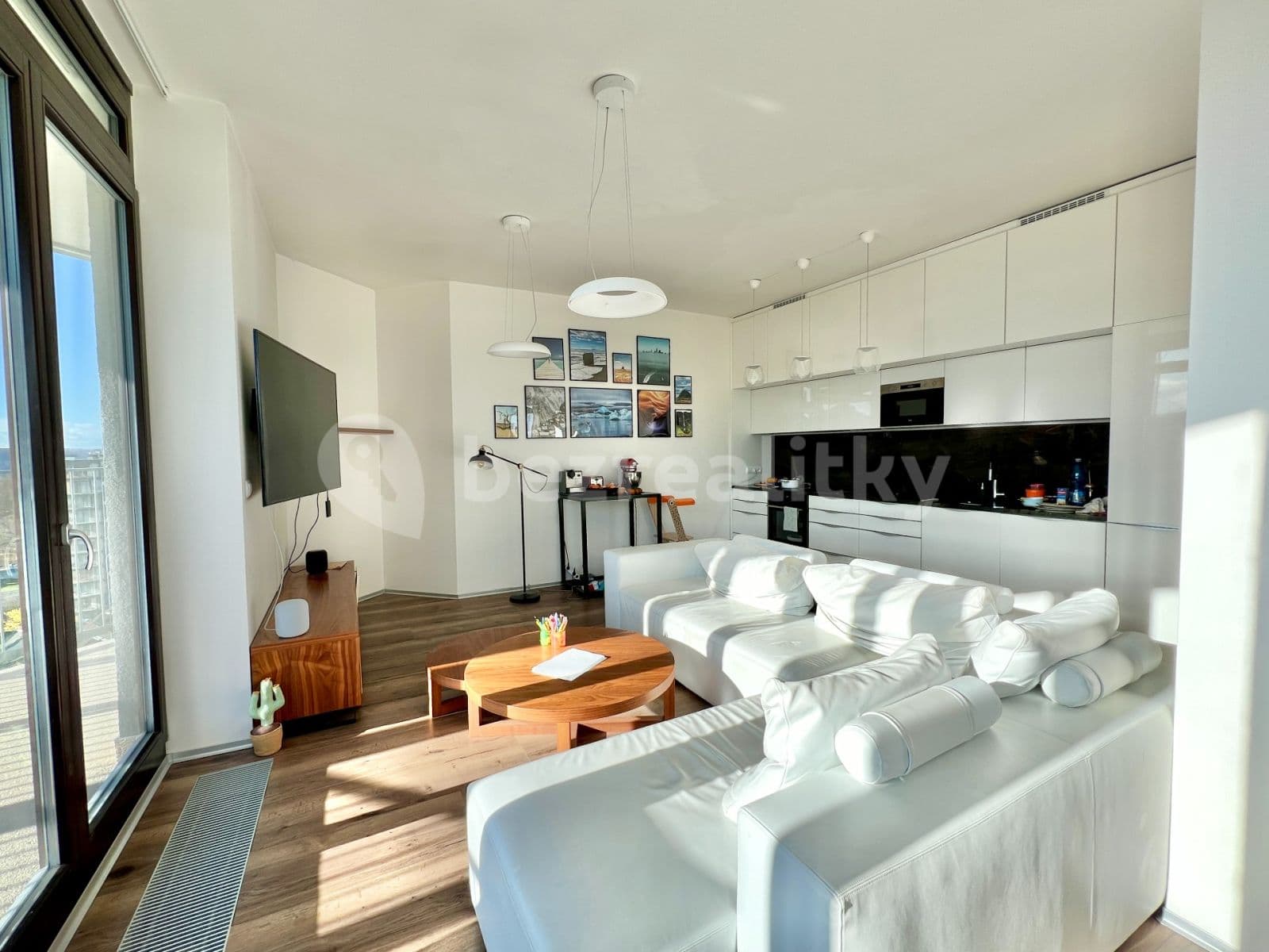 Pronájem bytu 3+kk 123 m², Ke Kapslovně, Praha, Praha Pronájem bytu 3+kk 123 m², Ke Kapslovně, Praha, Praha