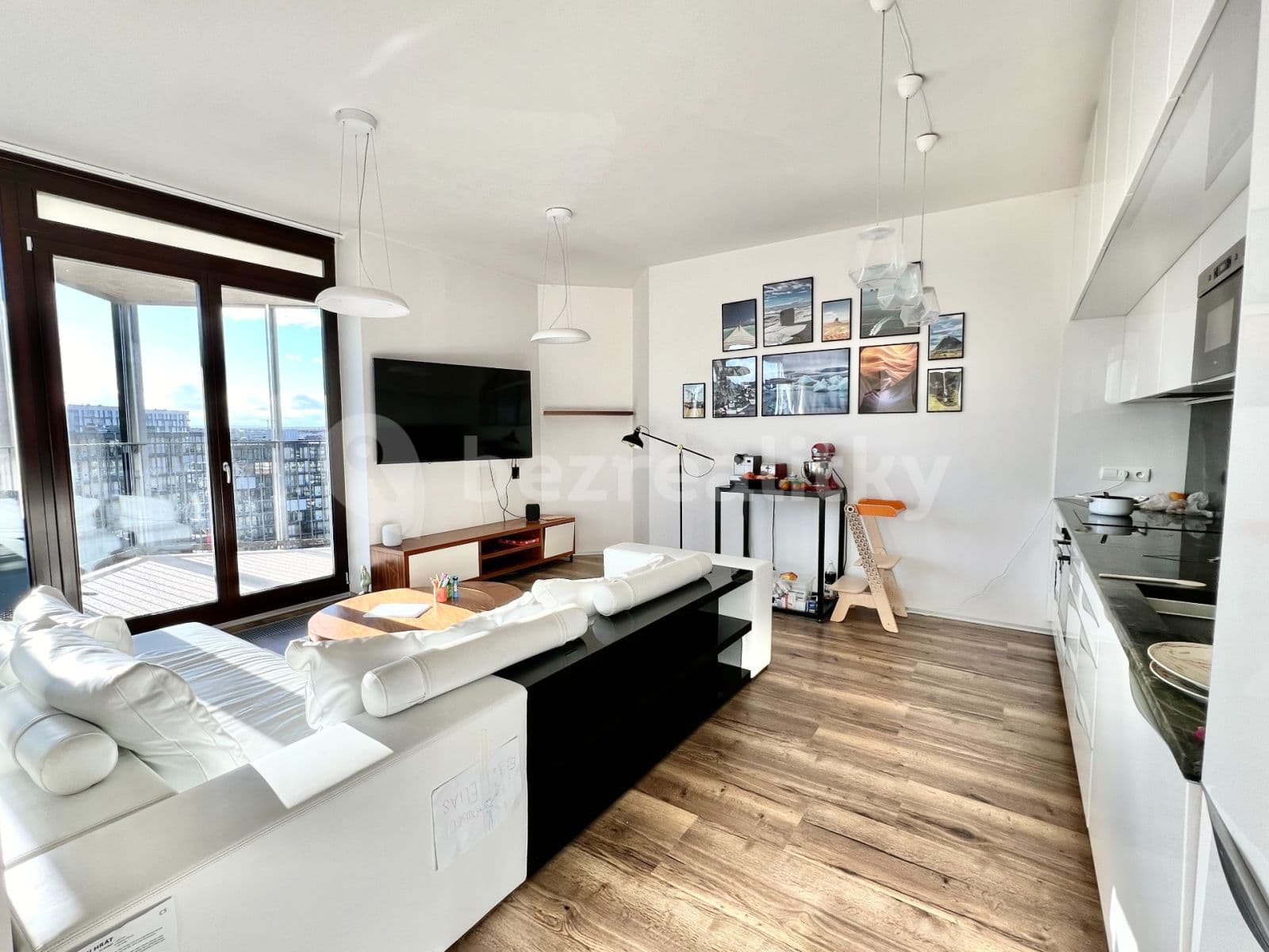 Pronájem bytu 3+kk 123 m², Ke Kapslovně, Praha, Praha Pronájem bytu 3+kk 123 m², Ke Kapslovně, Praha, Praha