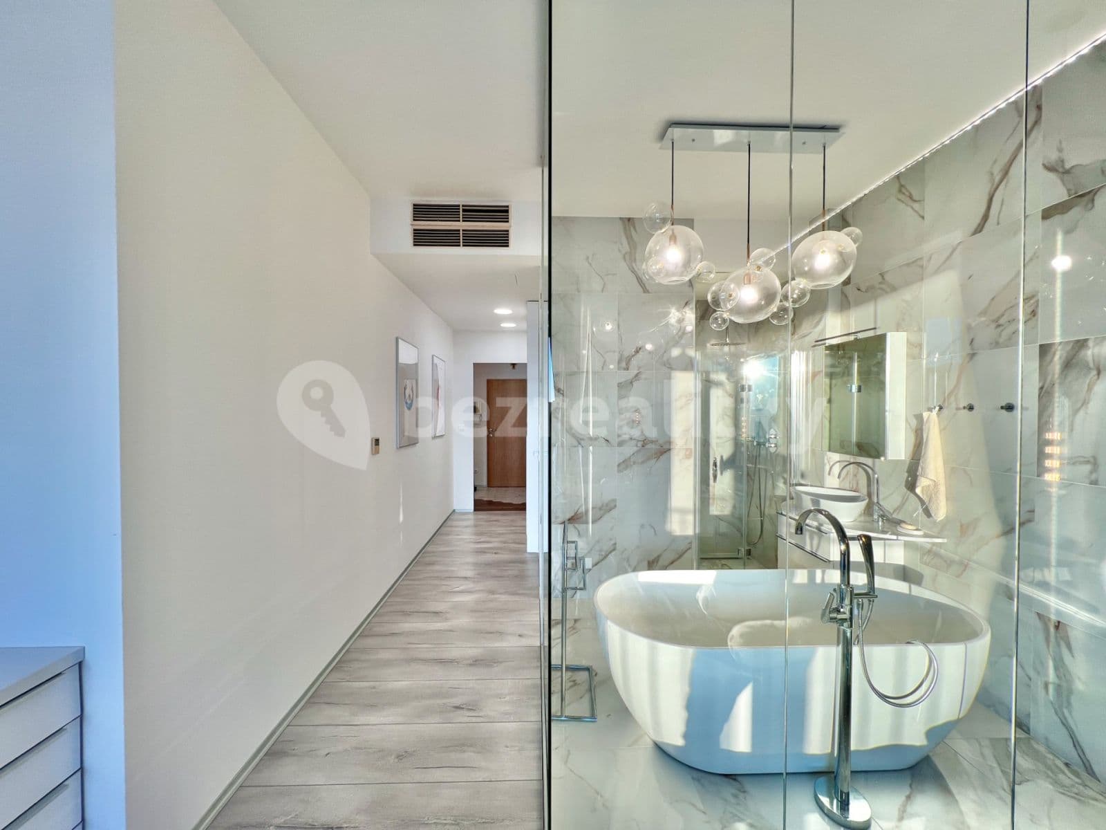 Pronájem bytu 3+kk 123 m², Ke Kapslovně, Praha, Praha Pronájem bytu 3+kk 123 m², Ke Kapslovně, Praha, Praha