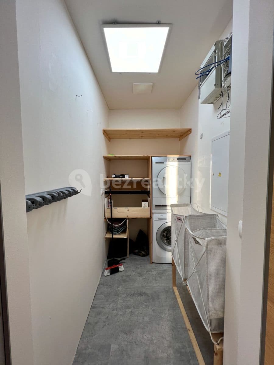 Pronájem bytu 3+kk 123 m², Ke Kapslovně, Praha, Praha Pronájem bytu 3+kk 123 m², Ke Kapslovně, Praha, Praha
