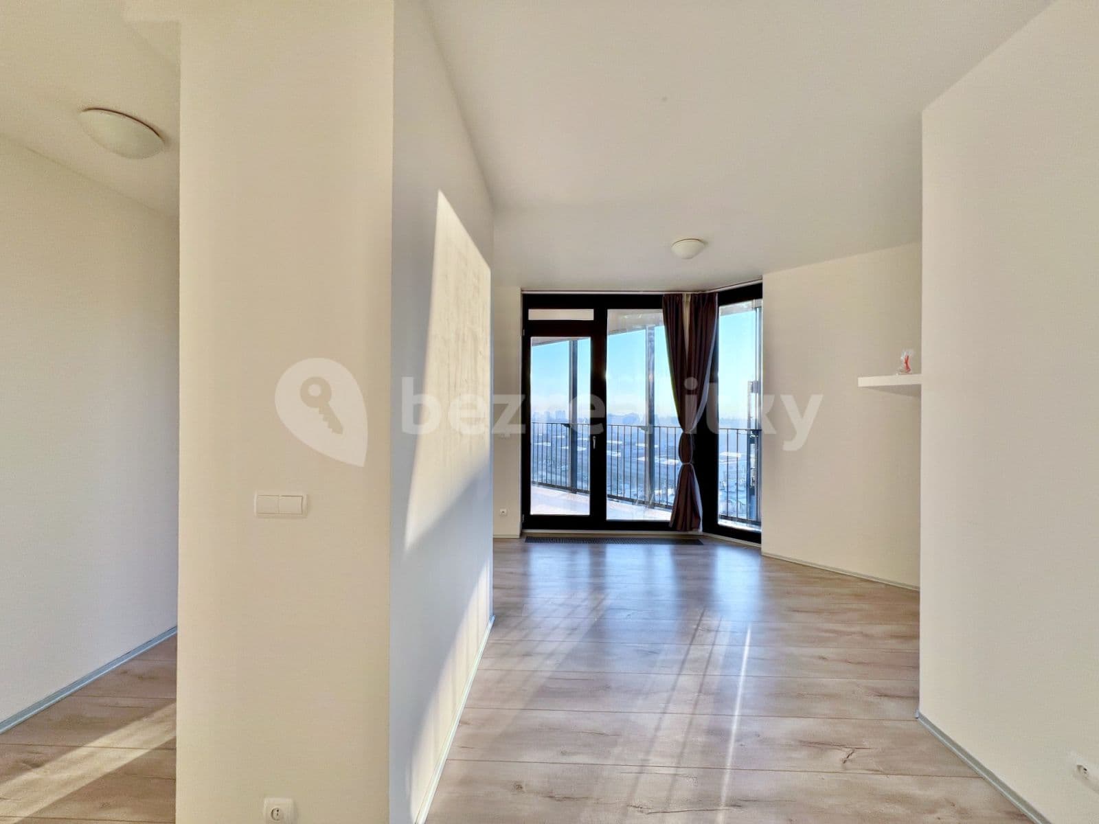 Pronájem bytu 3+kk 123 m², Ke Kapslovně, Praha, Praha Pronájem bytu 3+kk 123 m², Ke Kapslovně, Praha, Praha
