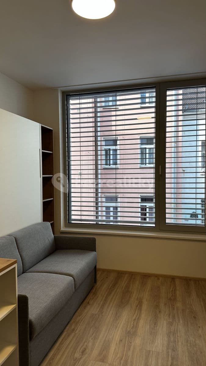 Pronájem bytu 1+kk 21 m², Mozartova, Praha, Praha Pronájem bytu 1+kk 21 m², Mozartova, Praha, Praha