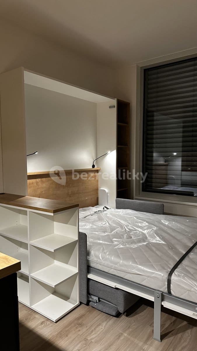 Pronájem bytu 1+kk 21 m², Mozartova, Praha, Praha Pronájem bytu 1+kk 21 m², Mozartova, Praha, Praha