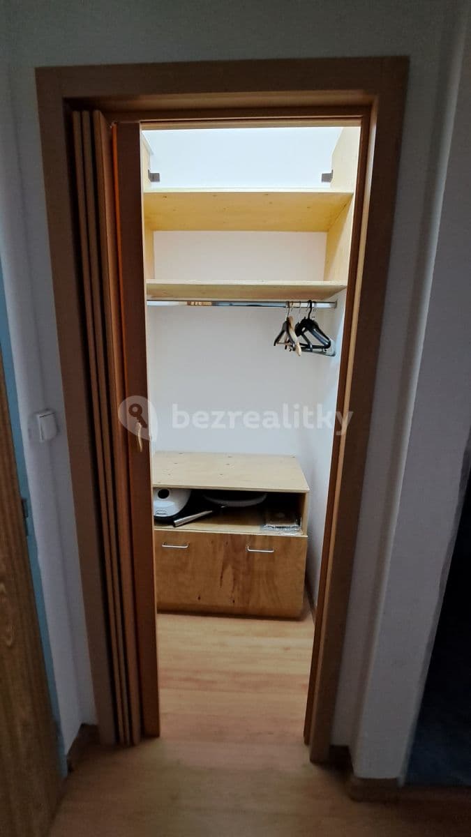 Pronájem bytu 1+1 40 m², Foltýnova, Brno, Jihomoravský kraj Pronájem bytu 1+1 40 m², Foltýnova, Brno, Jihomoravský kraj