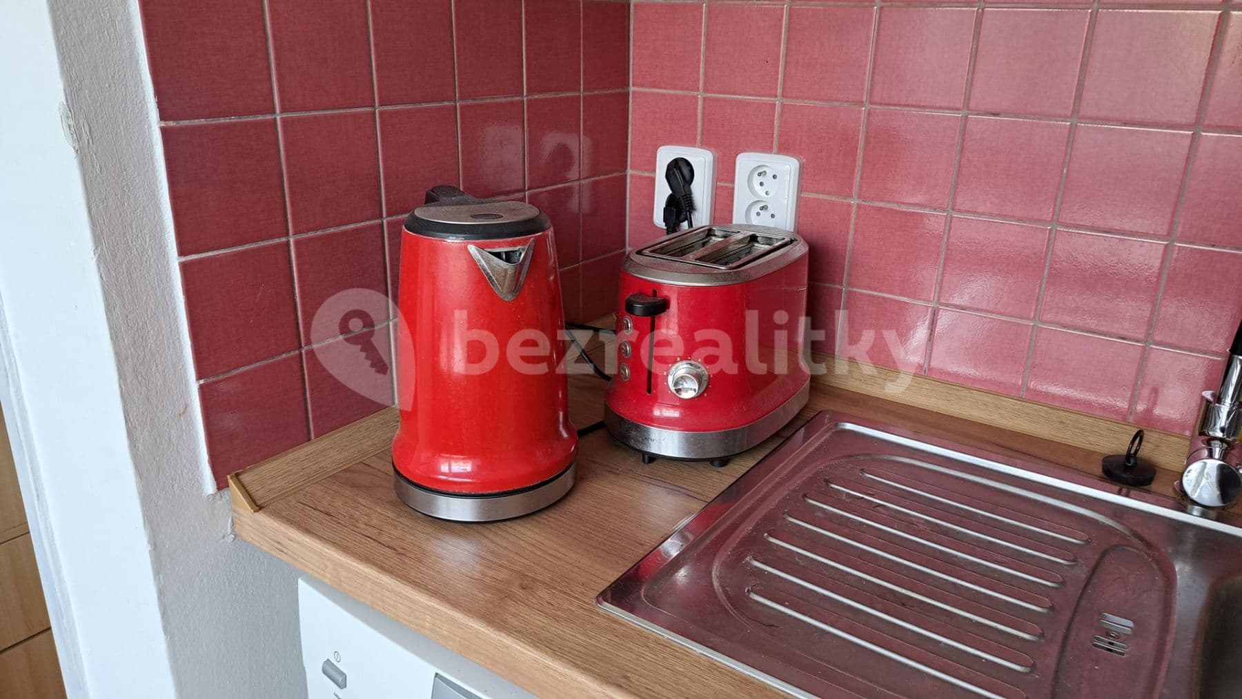 Pronájem bytu 1+1 40 m², Foltýnova, Brno, Jihomoravský kraj Pronájem bytu 1+1 40 m², Foltýnova, Brno, Jihomoravský kraj