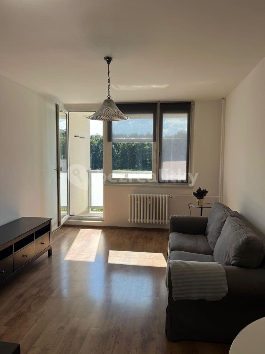 Pronájem bytu 2+kk 42 m², Na Vyhaslém, Kladno, Středočeský kraj Pronájem bytu 2+kk 42 m², Na Vyhaslém, Kladno, Středočeský kraj
