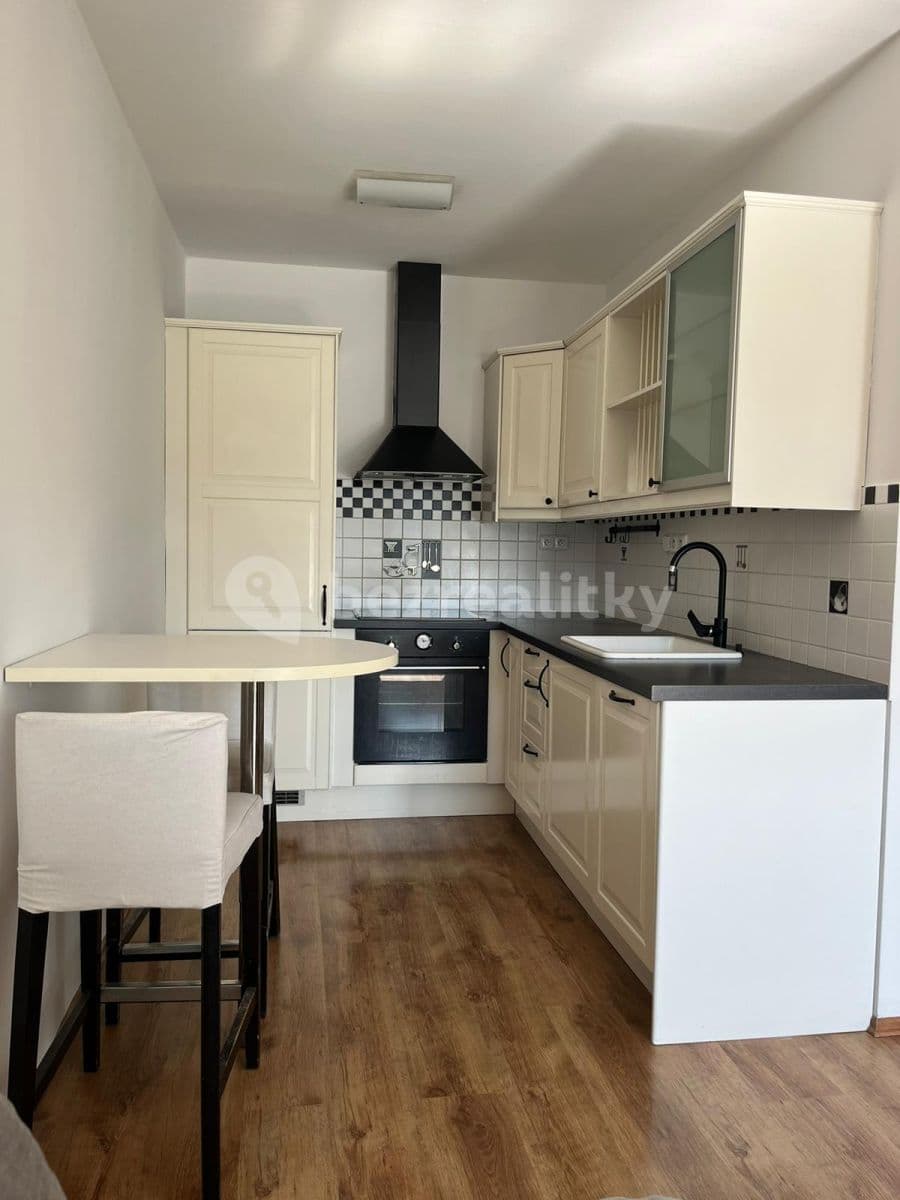 Pronájem bytu 2+kk 42 m², Na Vyhaslém, Kladno, Středočeský kraj Pronájem bytu 2+kk 42 m², Na Vyhaslém, Kladno, Středočeský kraj