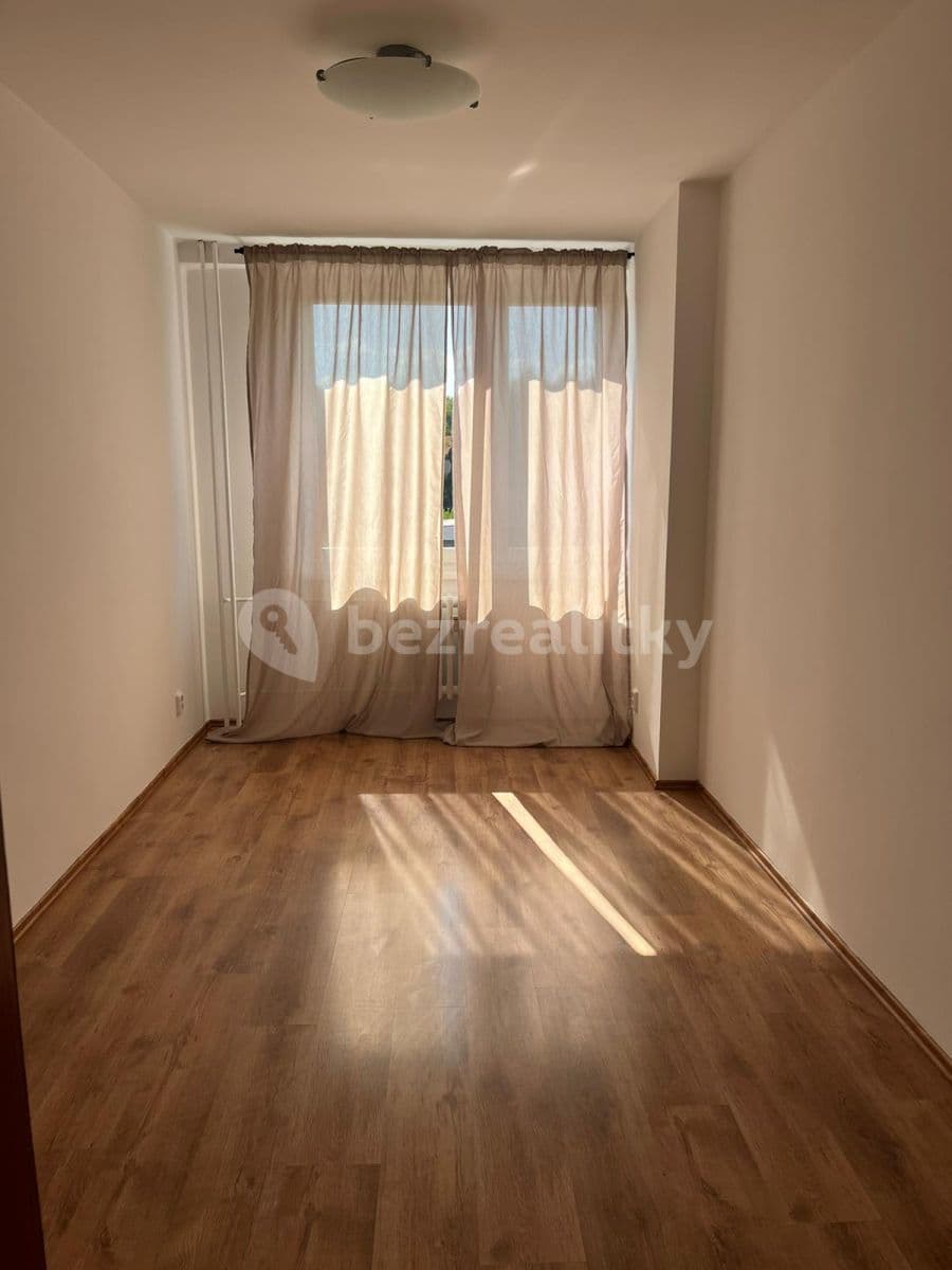Pronájem bytu 2+kk 42 m², Na Vyhaslém, Kladno, Středočeský kraj Pronájem bytu 2+kk 42 m², Na Vyhaslém, Kladno, Středočeský kraj