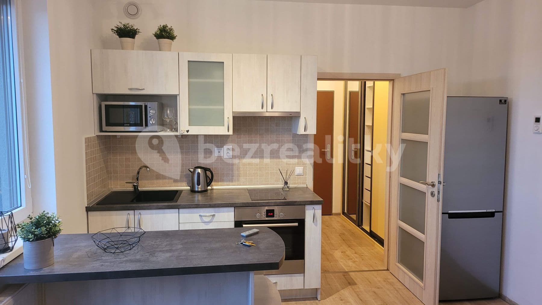 Pronájem bytu 1+kk 23 m², Praha, Praha Pronájem bytu 1+kk 23 m², Praha, Praha