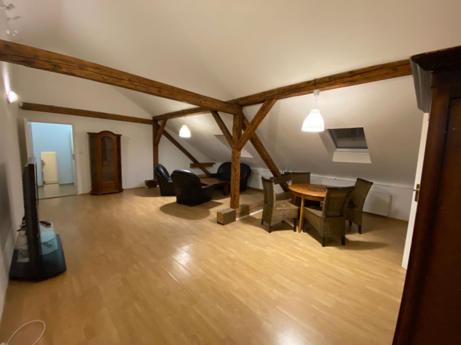 Pronájem bytu 4+kk 130 m², Křídlovická, Brno, Jihomoravský kraj Pronájem bytu 4+kk 130 m², Křídlovická, Brno, Jihomoravský kraj