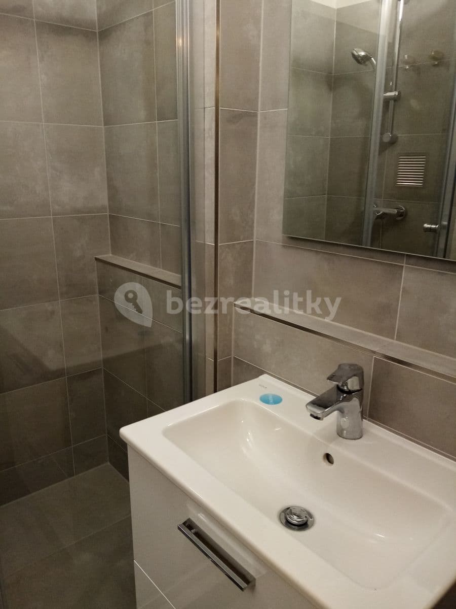 Pronájem bytu 1+1 39 m², Jičínská, Ostrava, Moravskoslezský kraj Pronájem bytu 1+1 39 m², Jičínská, Ostrava, Moravskoslezský kraj