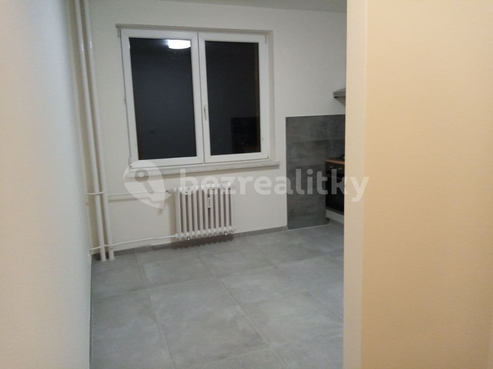 Pronájem bytu 1+1 39 m², Jičínská, Ostrava, Moravskoslezský kraj Pronájem bytu 1+1 39 m², Jičínská, Ostrava, Moravskoslezský kraj