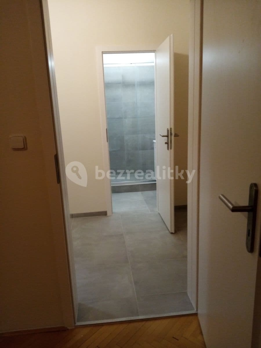 Pronájem bytu 1+1 39 m², Jičínská, Ostrava, Moravskoslezský kraj Pronájem bytu 1+1 39 m², Jičínská, Ostrava, Moravskoslezský kraj