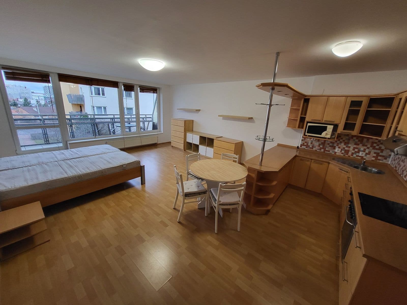 Pronájem bytu 1+kk 58 m², Melodická, Praha, Praha Pronájem bytu 1+kk 58 m², Melodická, Praha, Praha