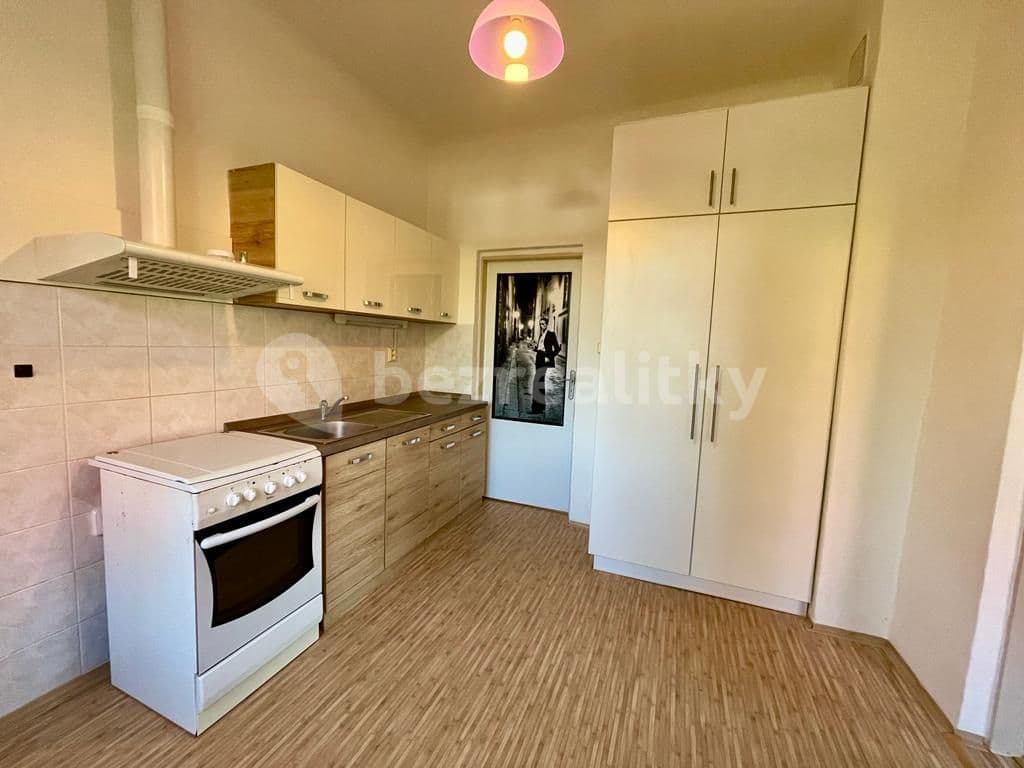 Pronájem bytu 1+1 45 m², Svatoplukova, Liberec, Liberecký kraj Pronájem bytu 1+1 45 m², Svatoplukova, Liberec, Liberecký kraj