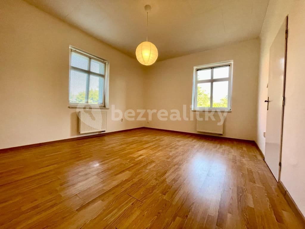 Pronájem bytu 1+1 45 m², Svatoplukova, Liberec, Liberecký kraj Pronájem bytu 1+1 45 m², Svatoplukova, Liberec, Liberecký kraj