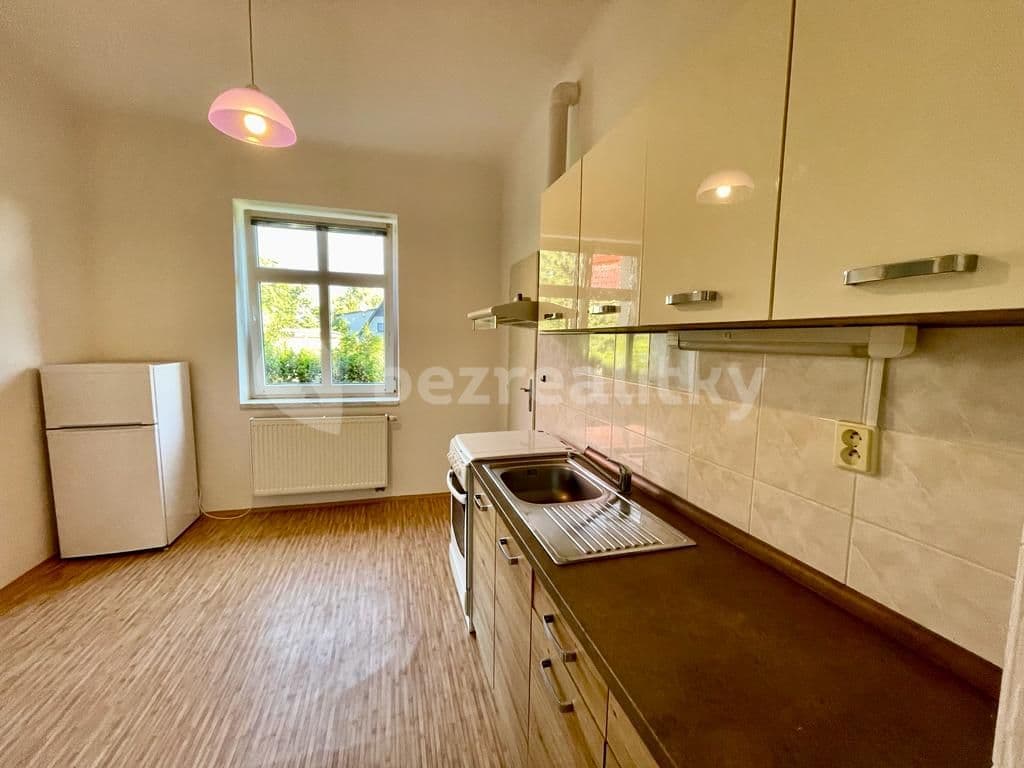 Pronájem bytu 1+1 45 m², Svatoplukova, Liberec, Liberecký kraj Pronájem bytu 1+1 45 m², Svatoplukova, Liberec, Liberecký kraj