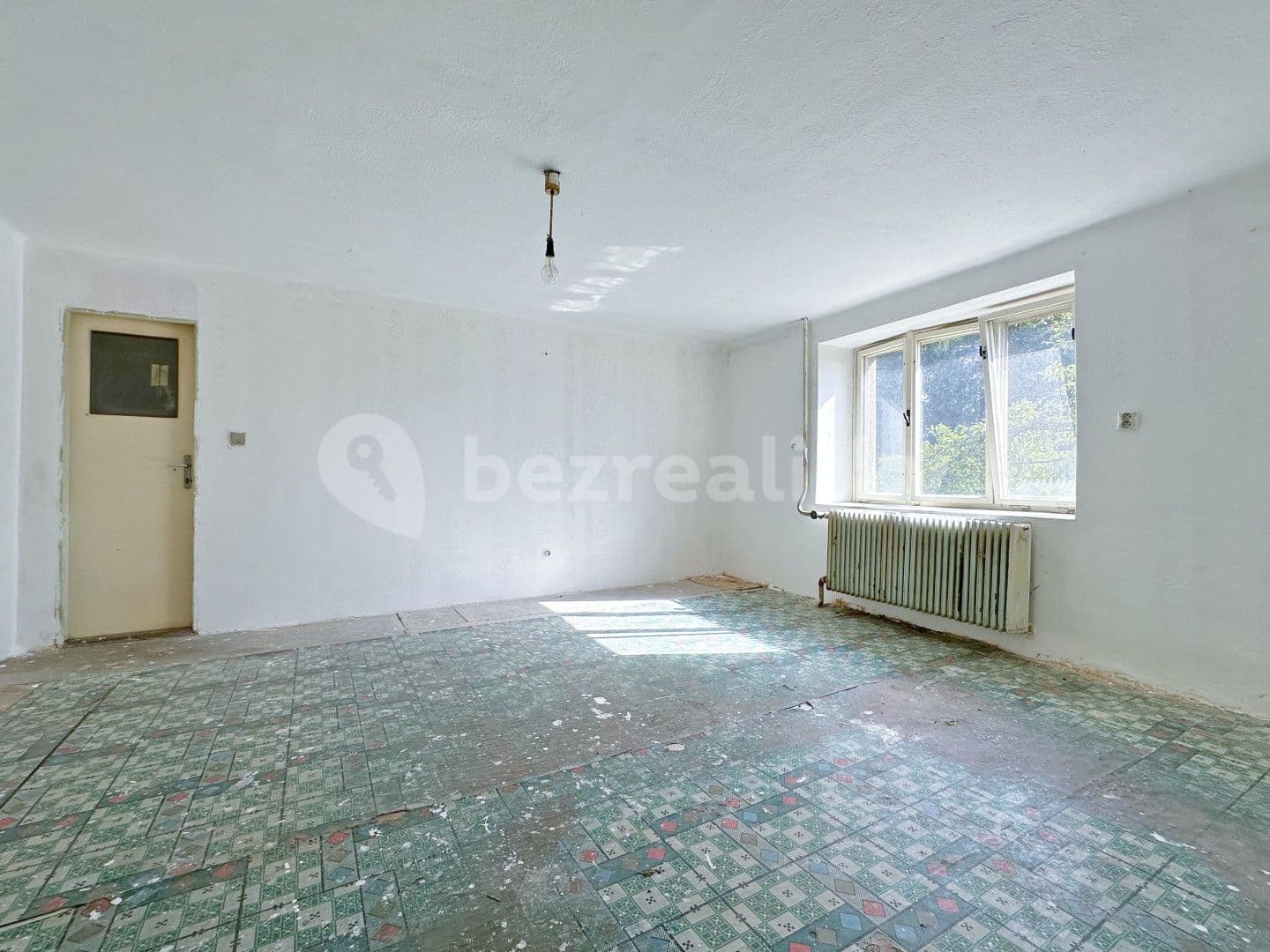 Prodej domu 857 m², pozemek 1.192 m², Dolní Hbity, Středočeský kraj