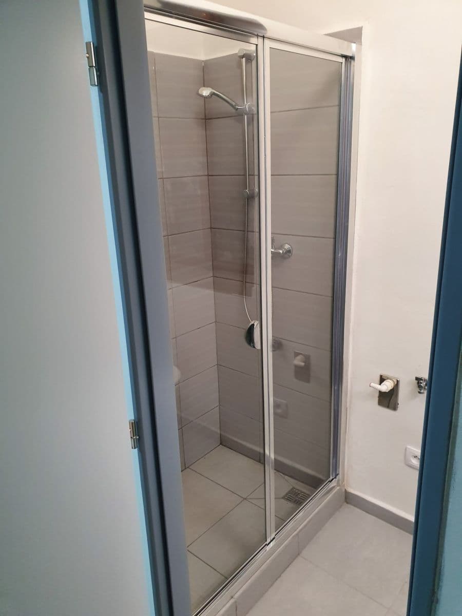 Pronájem bytu 1+kk 30 m², Průmyslová, Strančice, Středočeský kraj Pronájem bytu 1+kk 30 m², Průmyslová, Strančice, Středočeský kraj