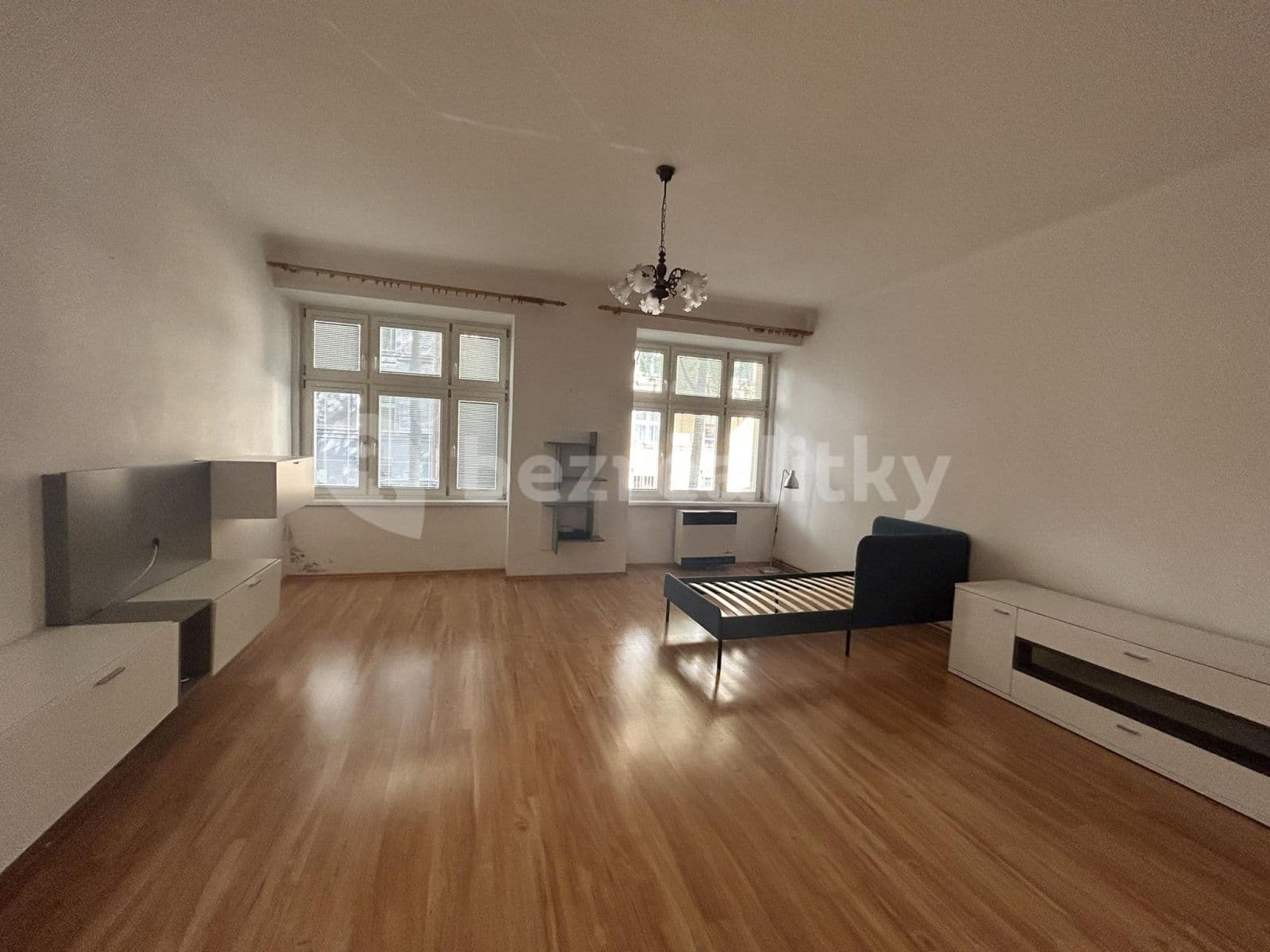 Pronájem bytu 2+1 82 m², Přemyslovská, Praha, Praha Pronájem bytu 2+1 82 m², Přemyslovská, Praha, Praha