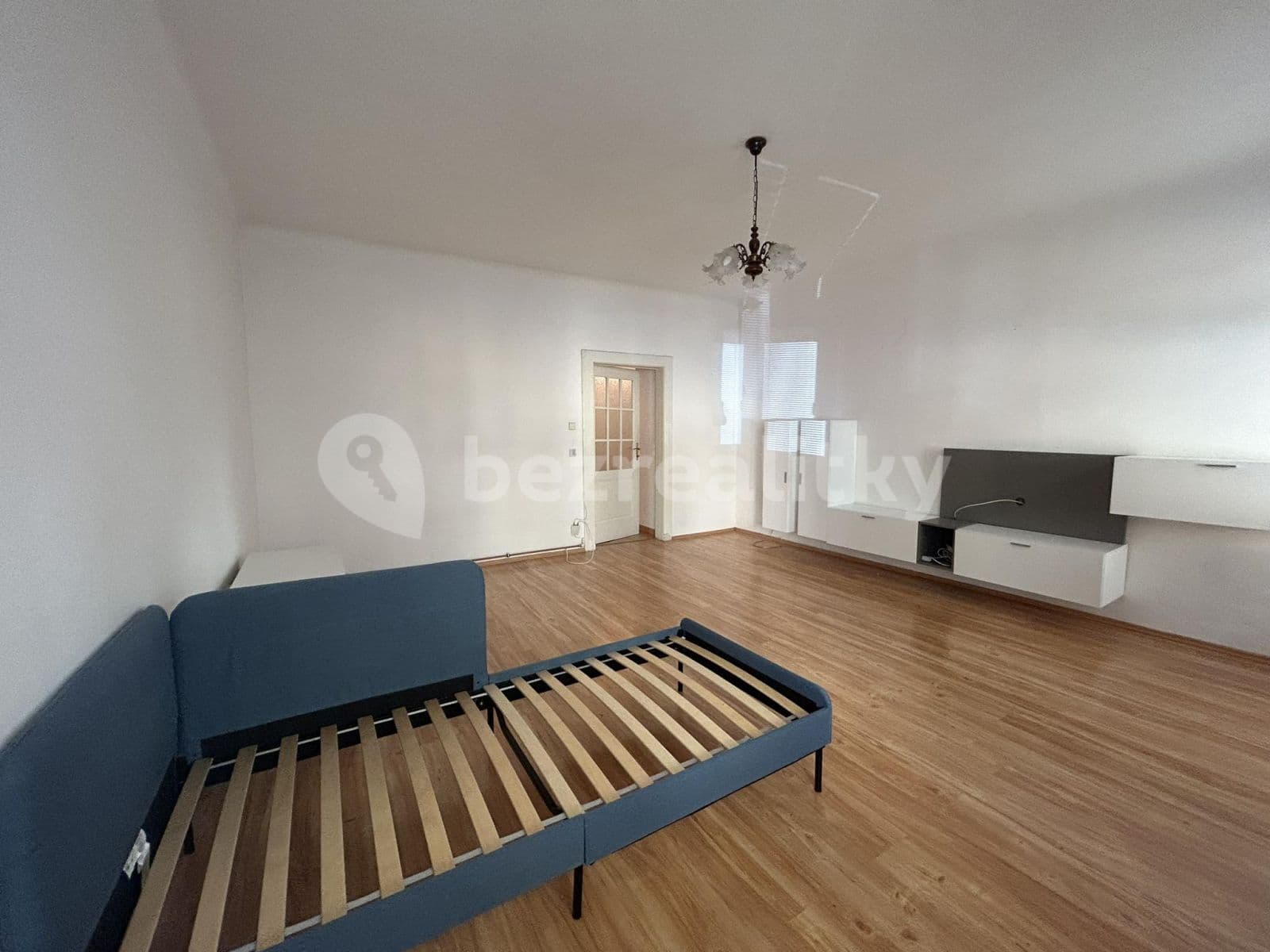 Pronájem bytu 2+1 82 m², Přemyslovská, Praha, Praha Pronájem bytu 2+1 82 m², Přemyslovská, Praha, Praha