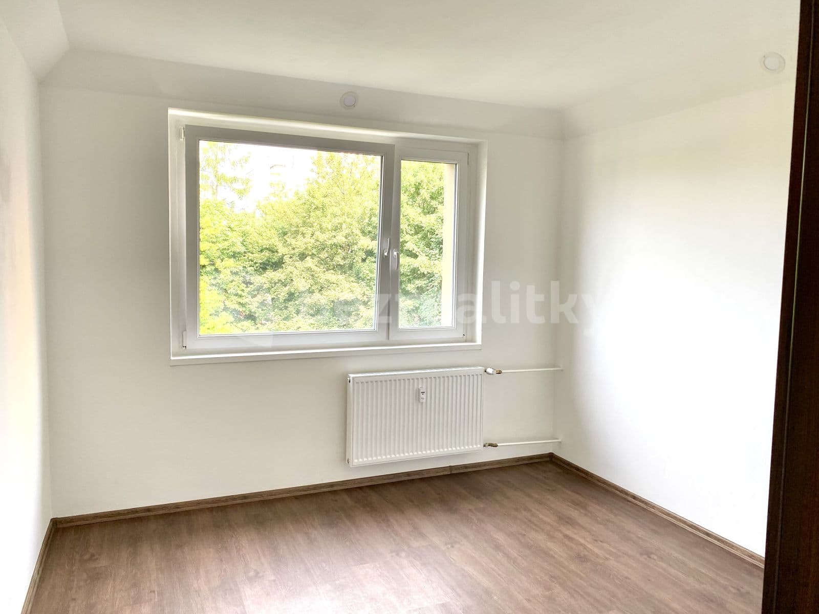 Pronájem bytu 2+1 48 m², Charkovská, Karlovy Vary, Karlovarský kraj Pronájem bytu 2+1 48 m², Charkovská, Karlovy Vary, Karlovarský kraj