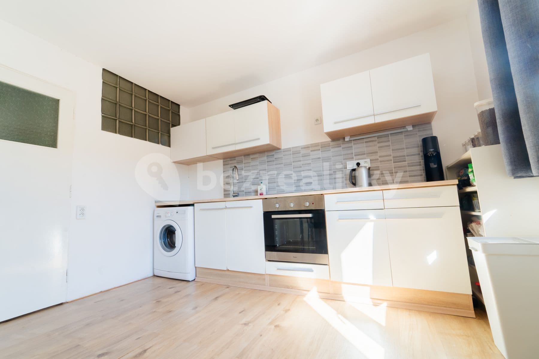 Pronájem bytu 2+1 57 m², Podhorská, Jablonec nad Nisou, Liberecký kraj Pronájem bytu 2+1 57 m², Podhorská, Jablonec nad Nisou, Liberecký kraj