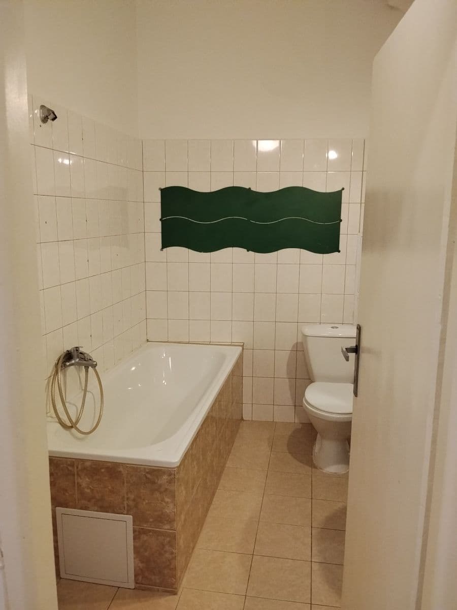 Pronájem bytu 1+kk 38 m², Školní, Praha, Praha Pronájem bytu 1+kk 38 m², Školní, Praha, Praha